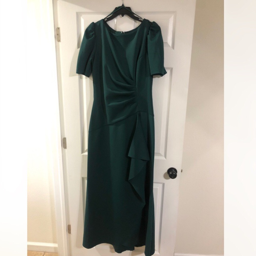 Xscape Hunter Green Dress- size 16 👗
